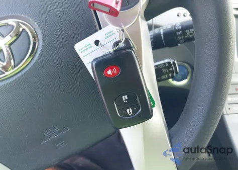 2015 Toyota Prius Two from USA, damaged, VIN JTDKN3DU8F0446284